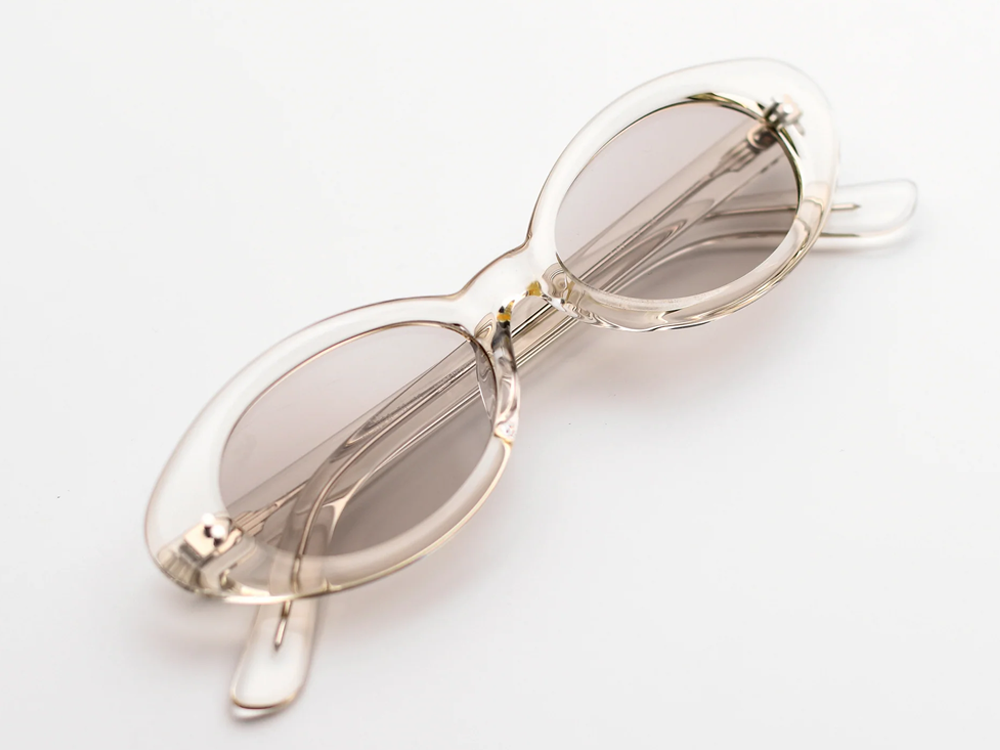 AKL 2438 79 05 Daisy (s)