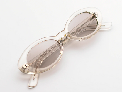 AKL 2438 79 05 Daisy (s)