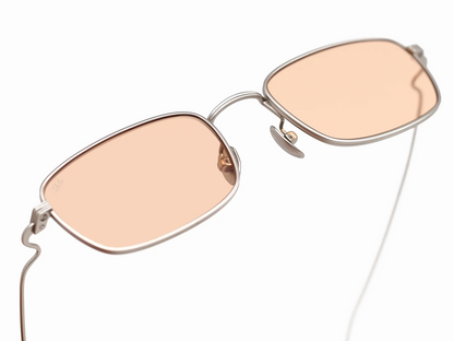 AKL 2449 05 48 Grace (s)