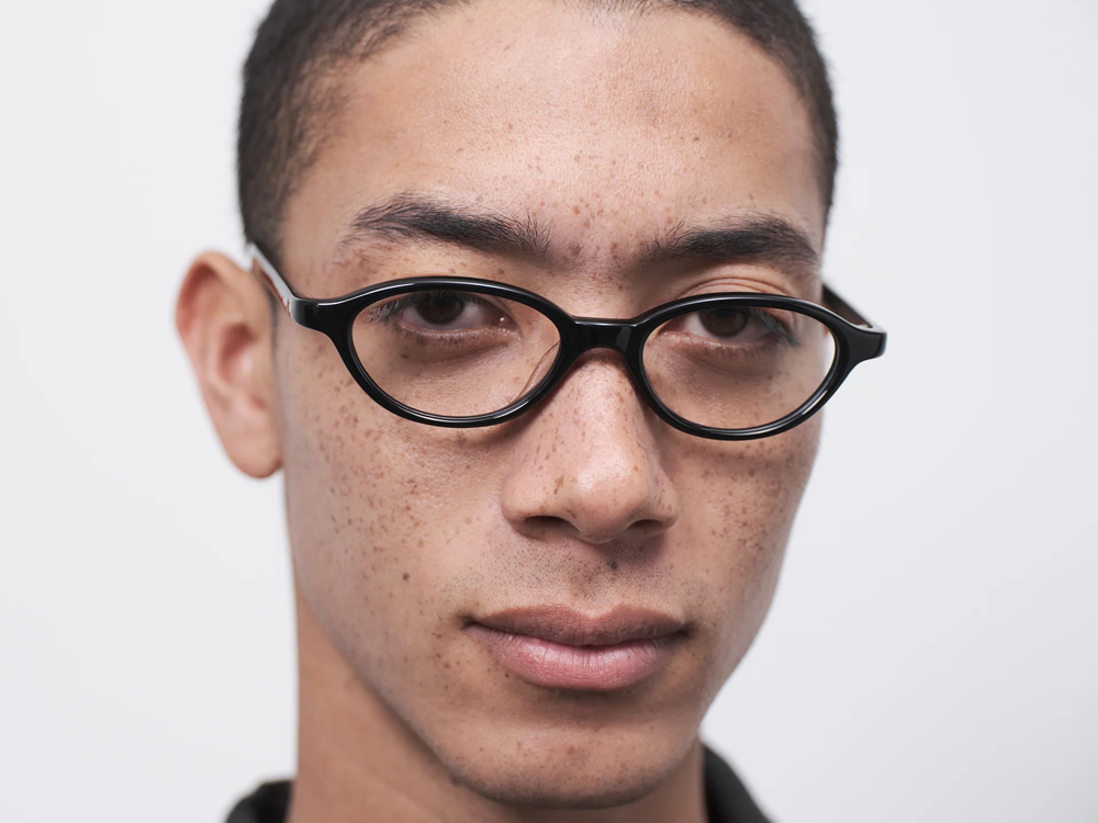 AKL 2532 01 09 Alien (o)