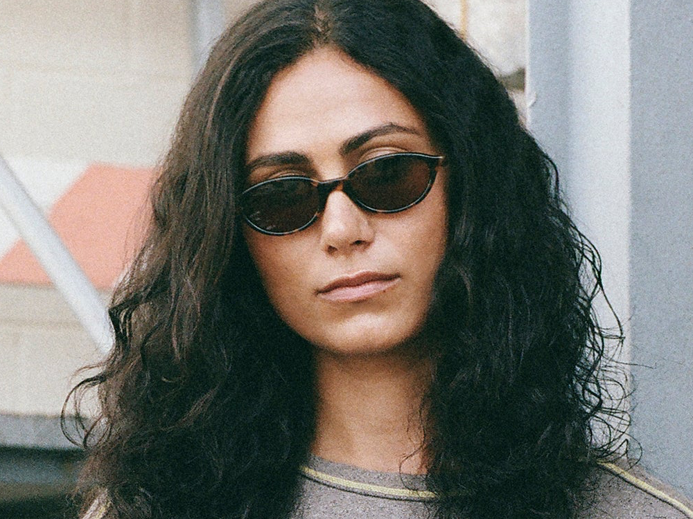 AKL 2532 93 63 Alien (s)